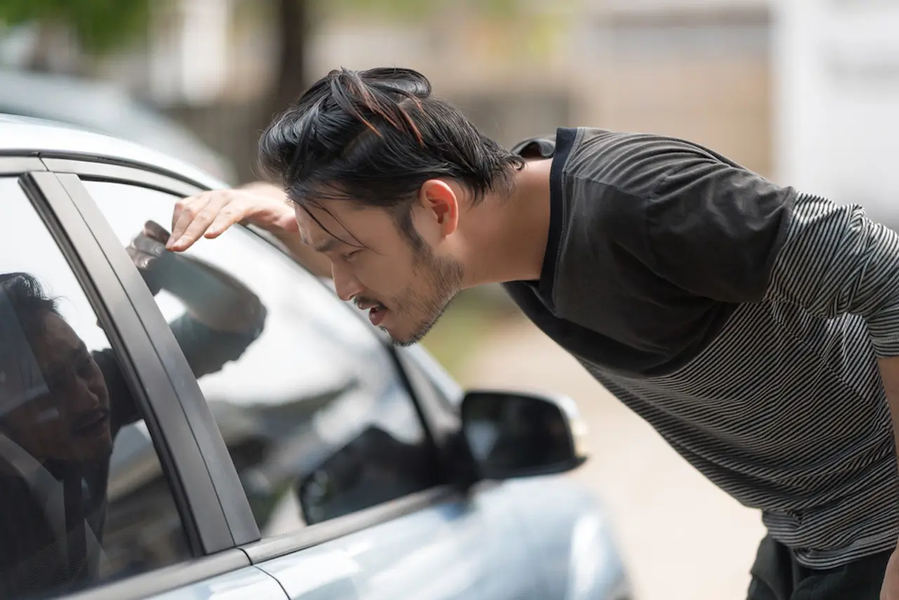 All Roadside Towing provides auto lockout services. Call us if you need to get your keys unlocked.