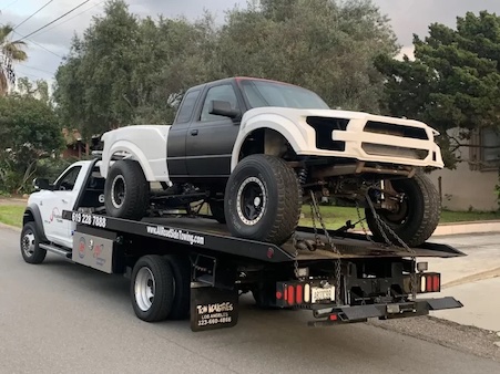 Cheap Fast Towing San Diego - baja truck on the back of the flatbed.
